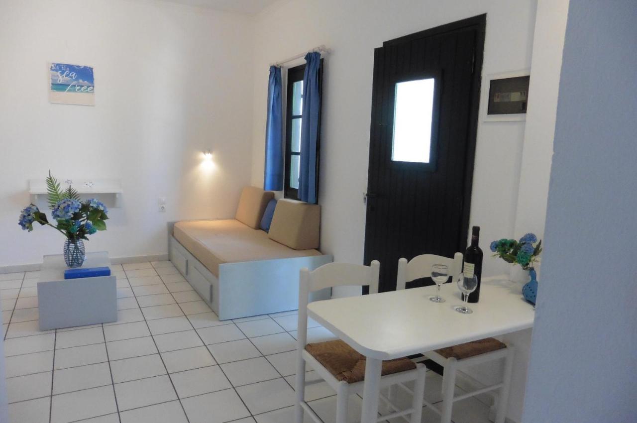 Julies Apartments Kokkini Hani Exterior foto